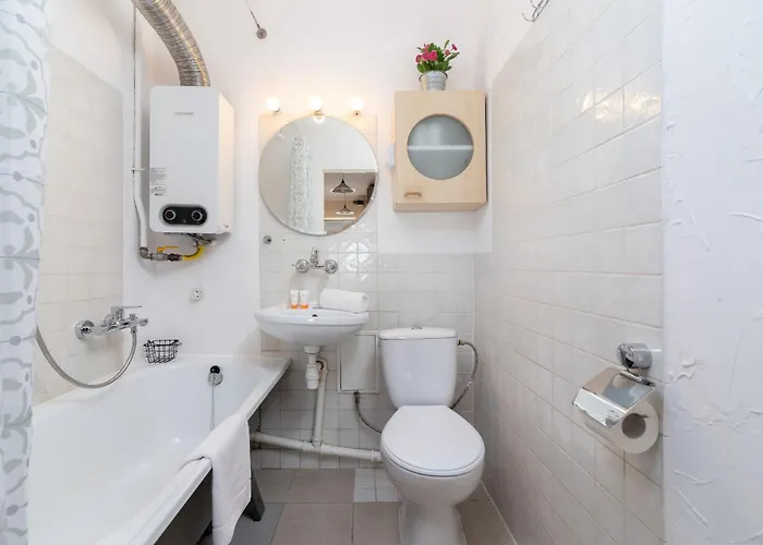 Eagle Pharmacy By Renters Apartamento Cracóvia